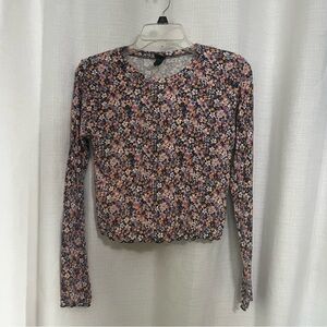 Wild Fable | floral lettuce hem crop top